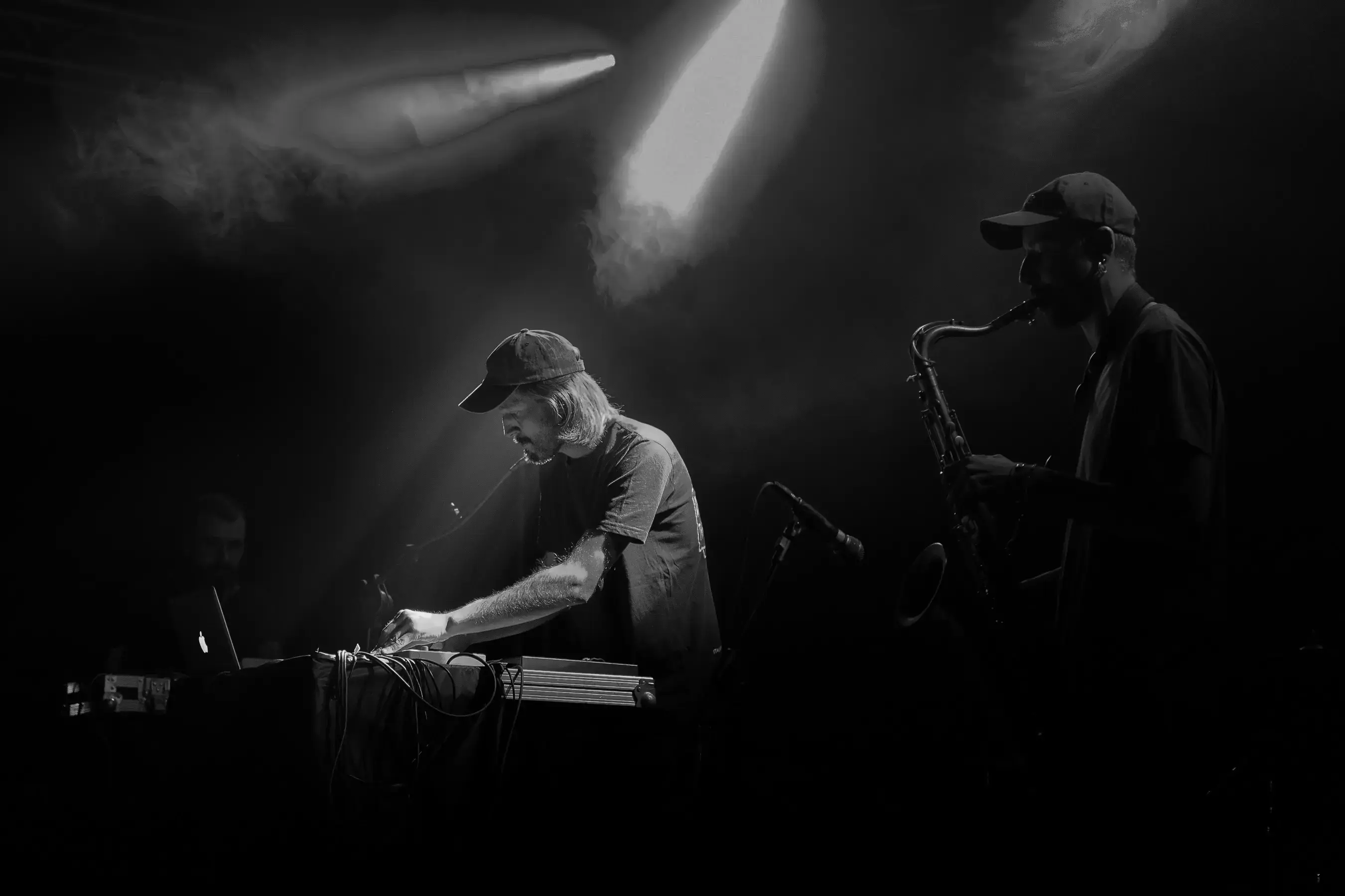 Oltranza Festival - Il festival  multidisciplinare che abbatte le barriere, promuovendo l'accessibilità della cultura, l'inclusione e l'uguaglianza nella fruizione dell'arte